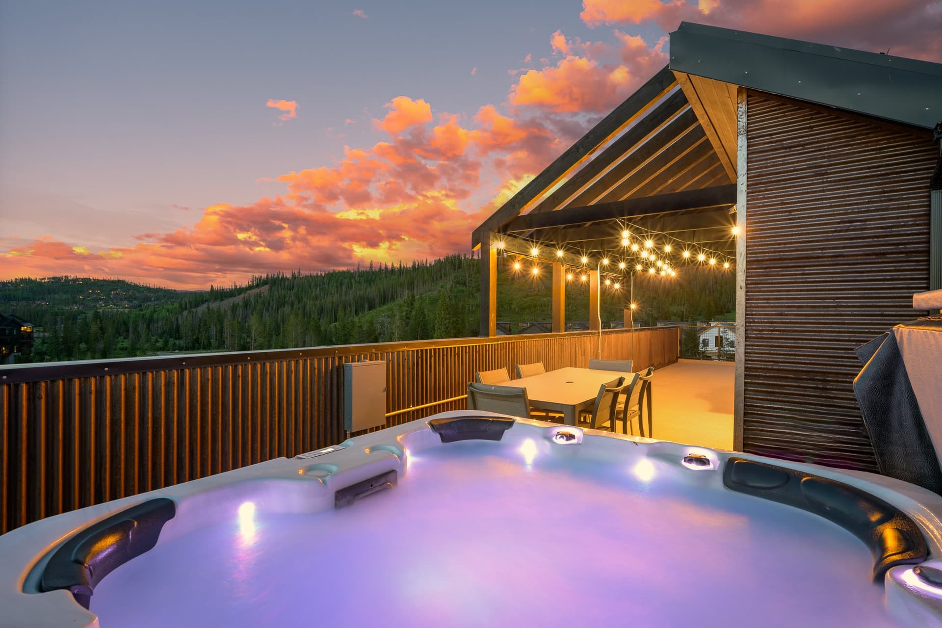 Row Luxury Loft #49 - Image 2