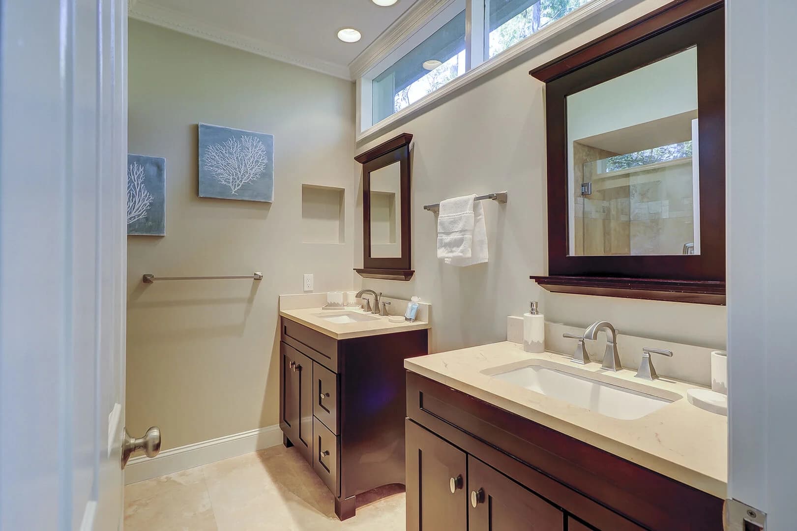 Kahuna Cove - Image 25