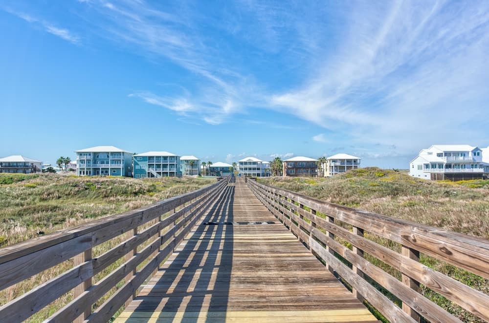 It'll Do With an Amazing View - Image 2