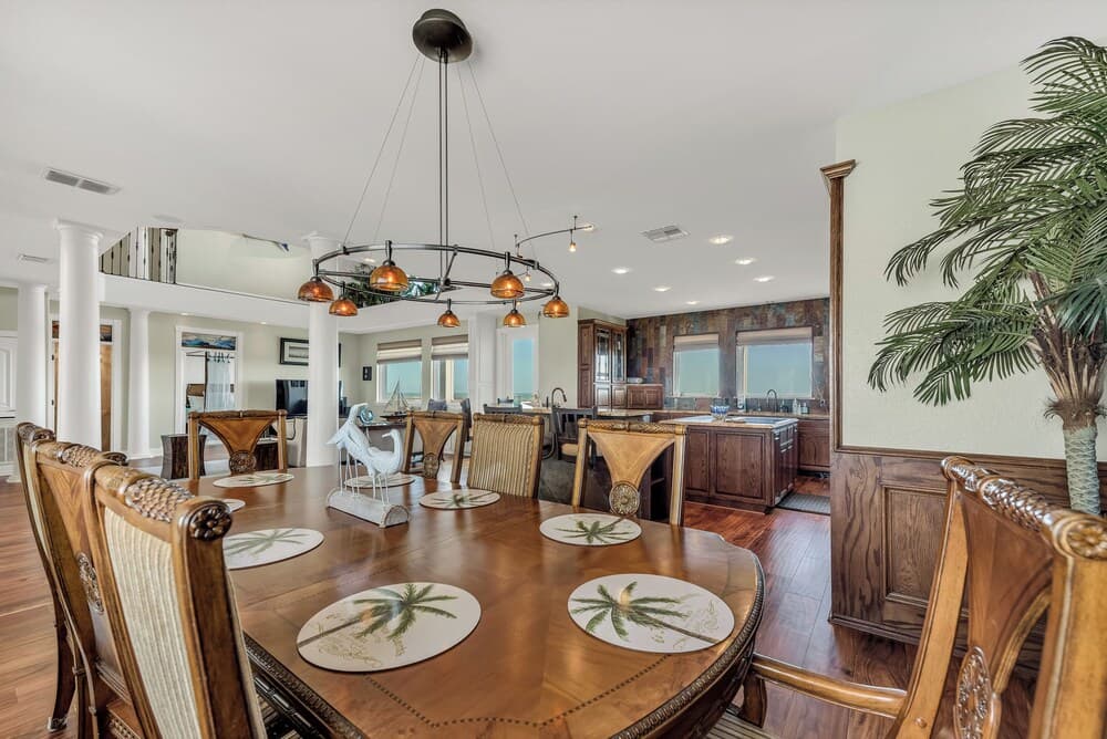 It'll Do With an Amazing View - Image 5