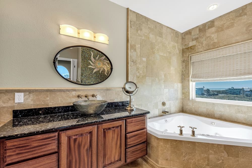 It'll Do With an Amazing View - Image 21