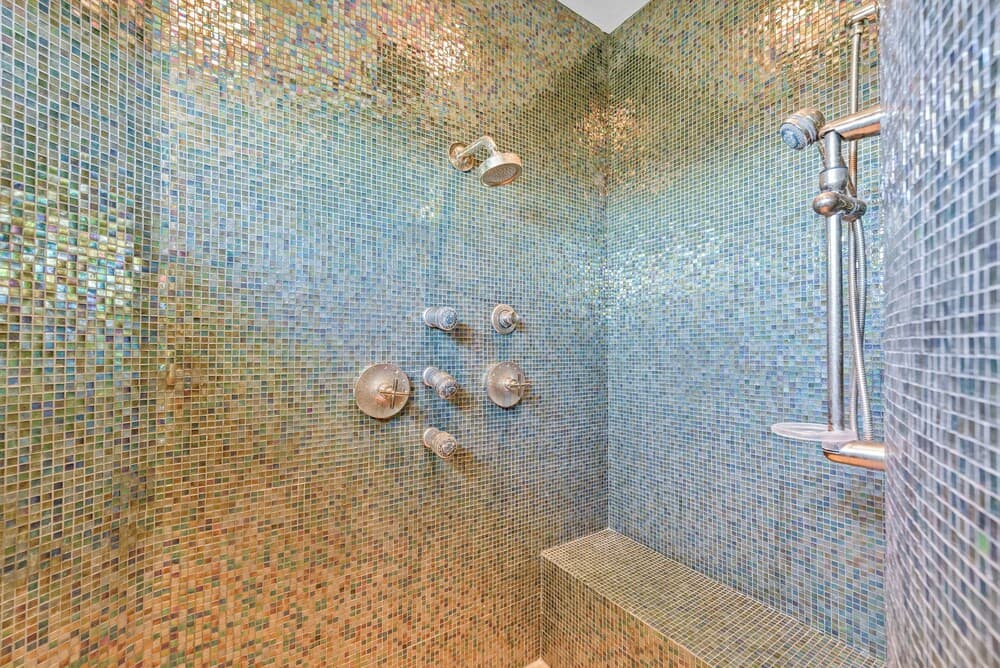 It'll Do With an Amazing View - Image 23