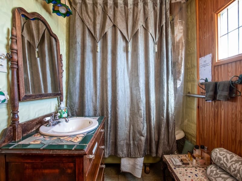 Crepe Myrtle Cottage - Image 10