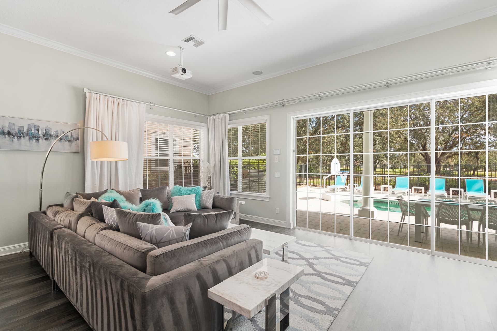 Homestead Radiant Villa - Image 10