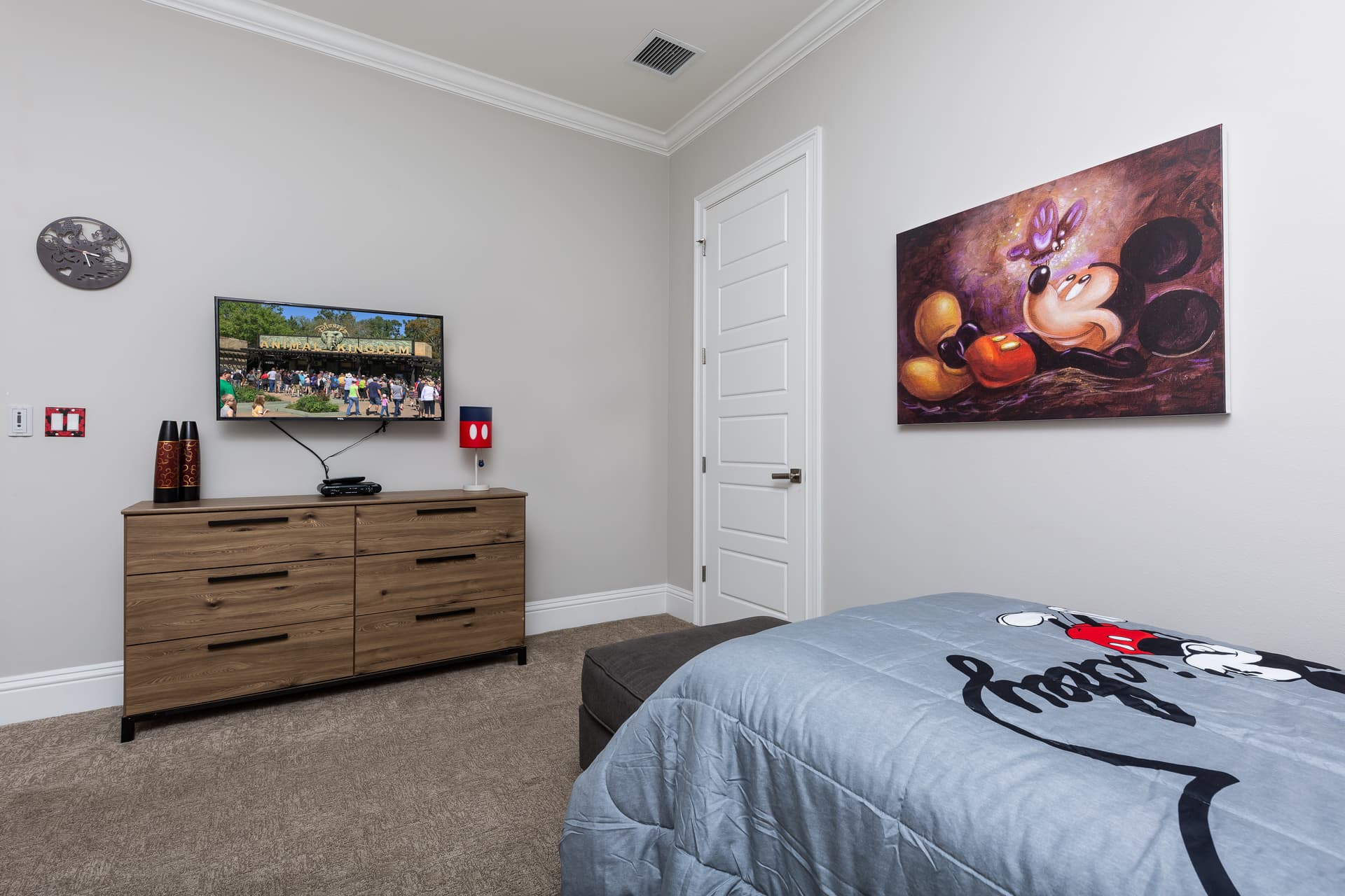 Gathering Manor - Image 45