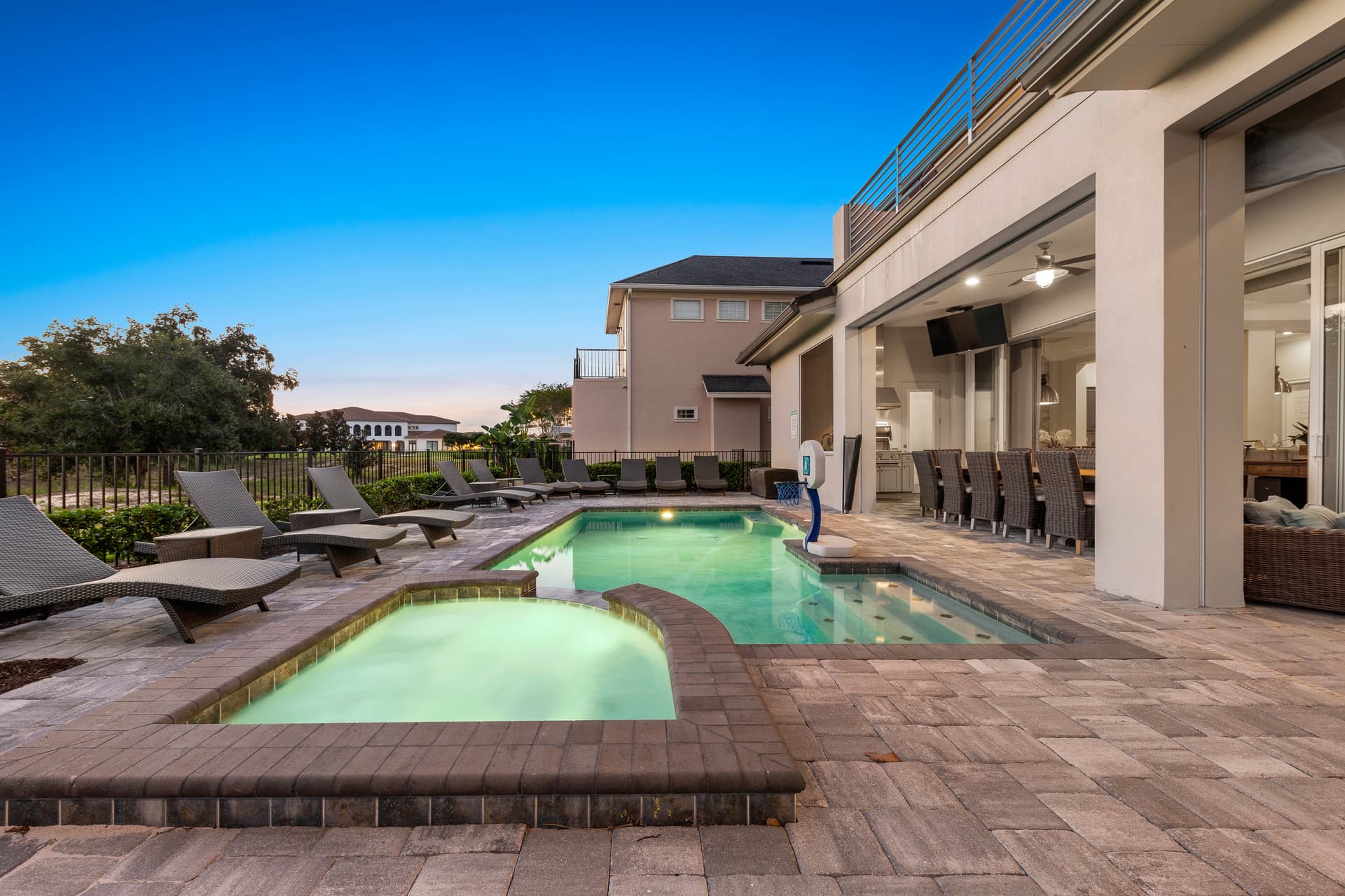 Gathering Manor - Image 5