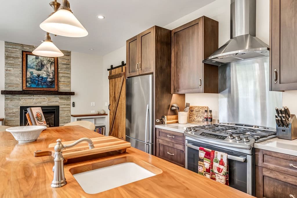 Creekside Cottage Home - Image 20