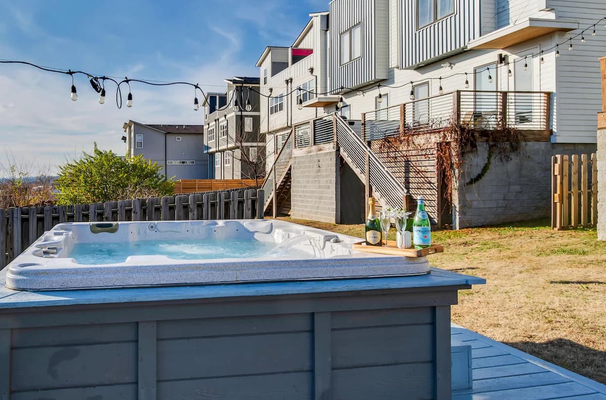 Era's House - Image 22