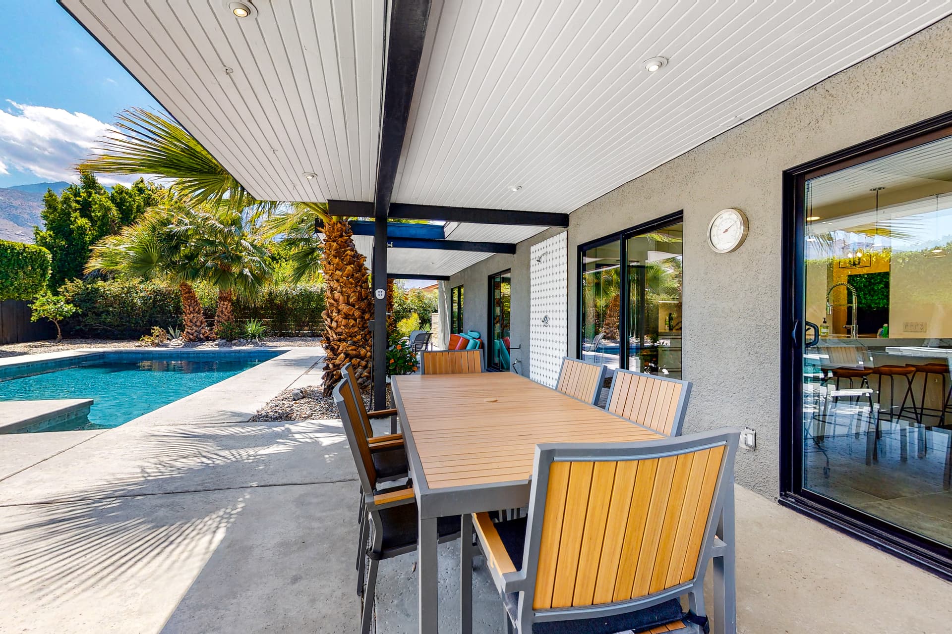 Freestone Modern Home - Image 22