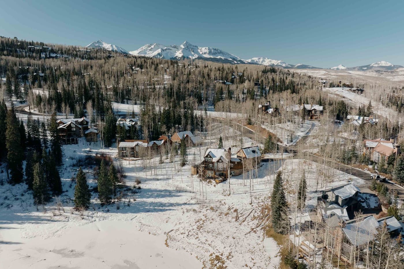 Elk Lake Lodge - Image 3