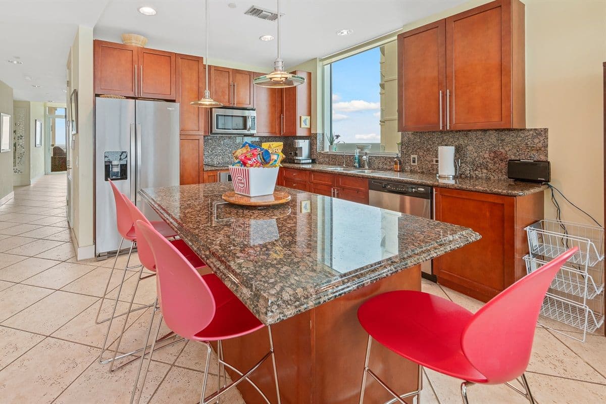 Sapphire Residence - Image 10