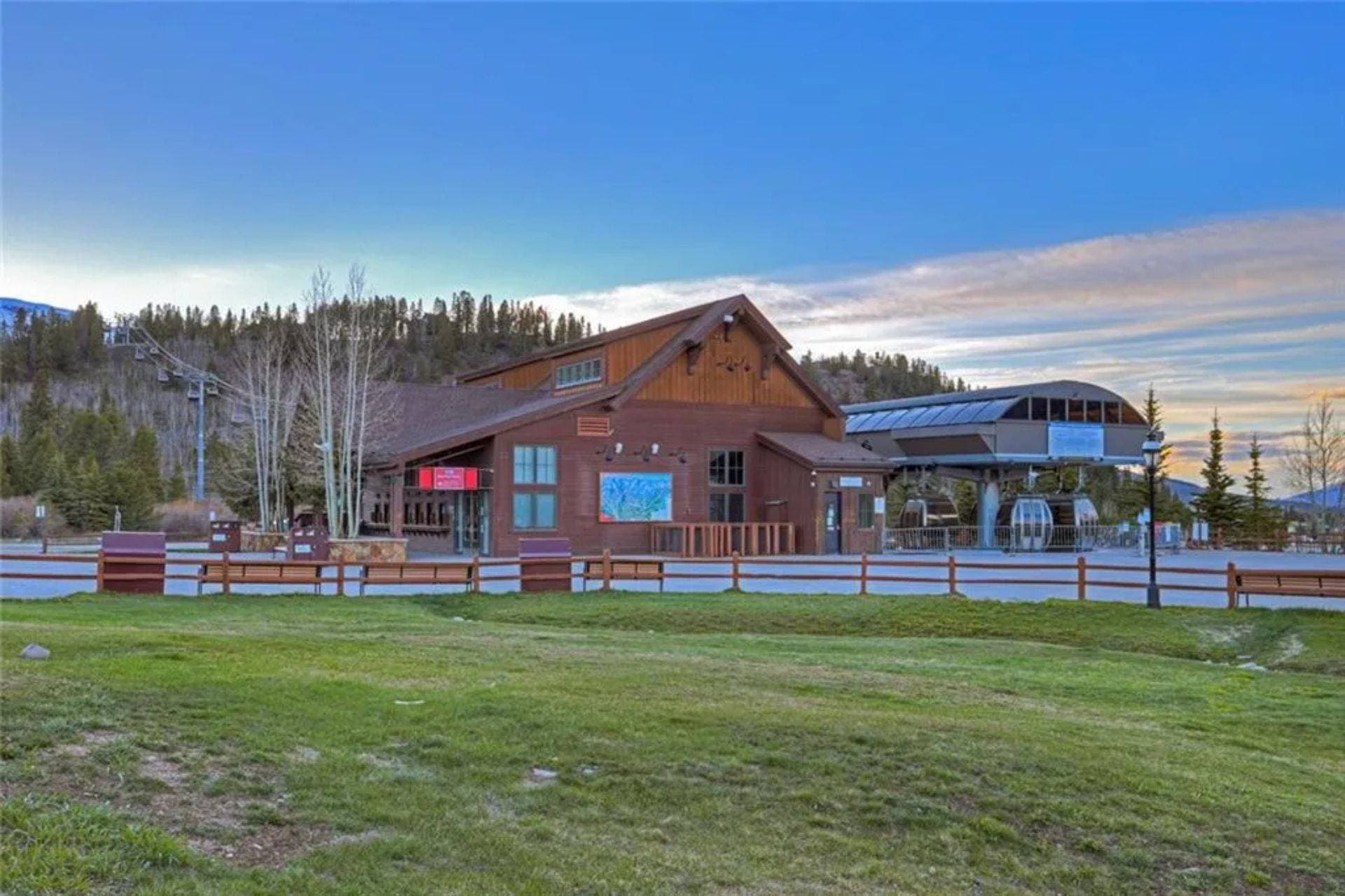 The River House Lodge - Image 25