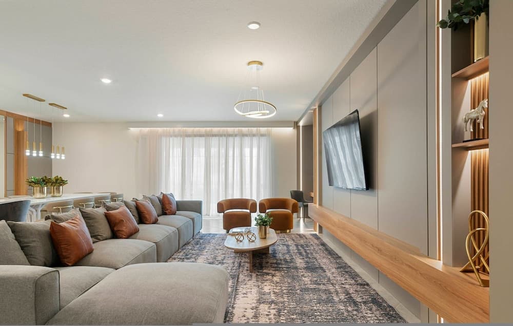 Windsor Grand Escape - Image 1