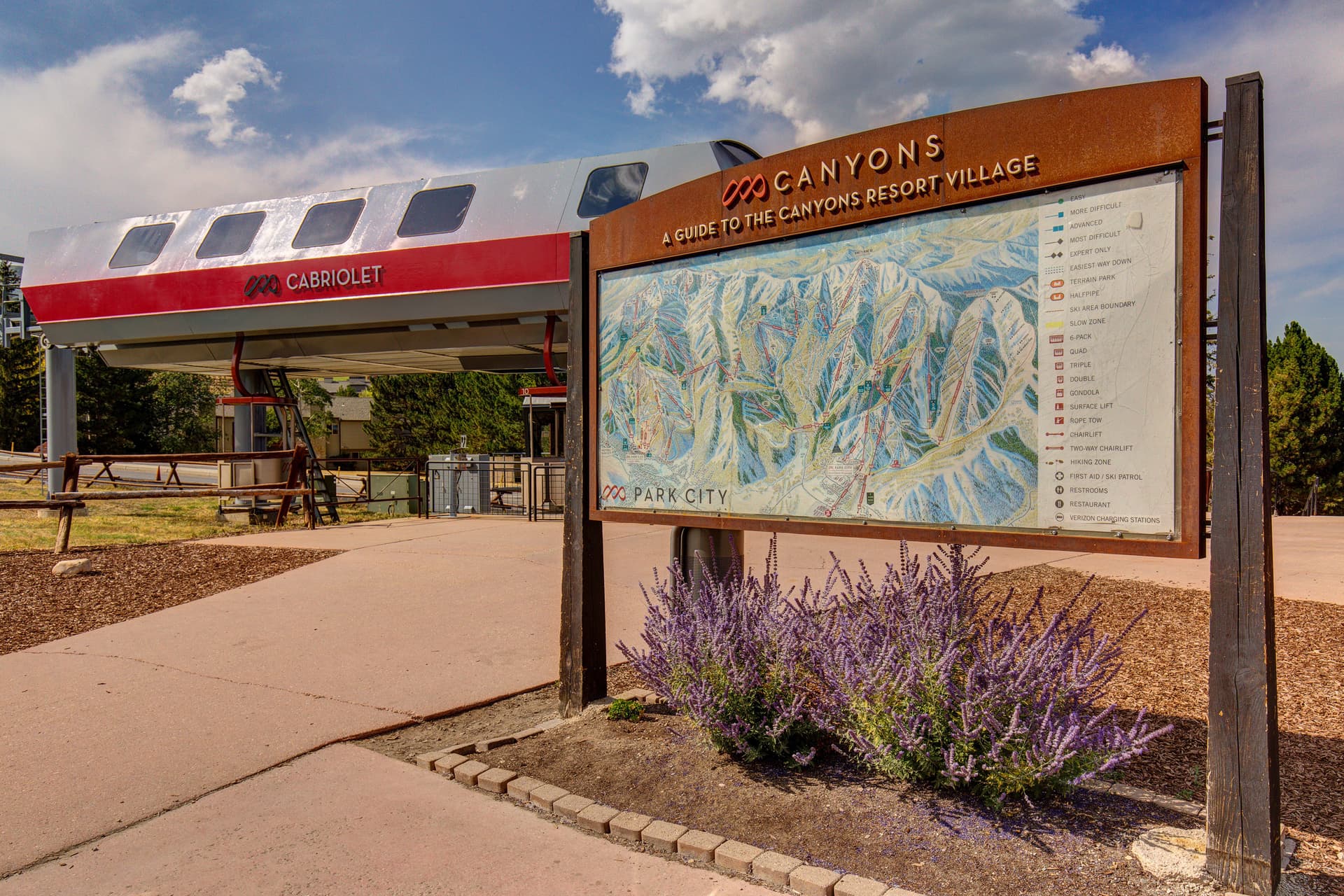 Red Pine Wonder Home - Image 36