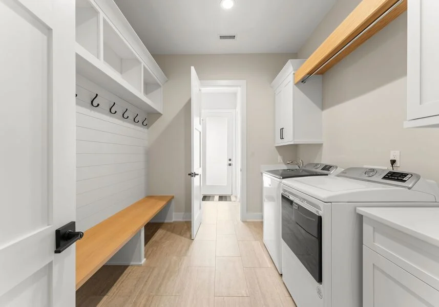 Circle Hollow - Image 25