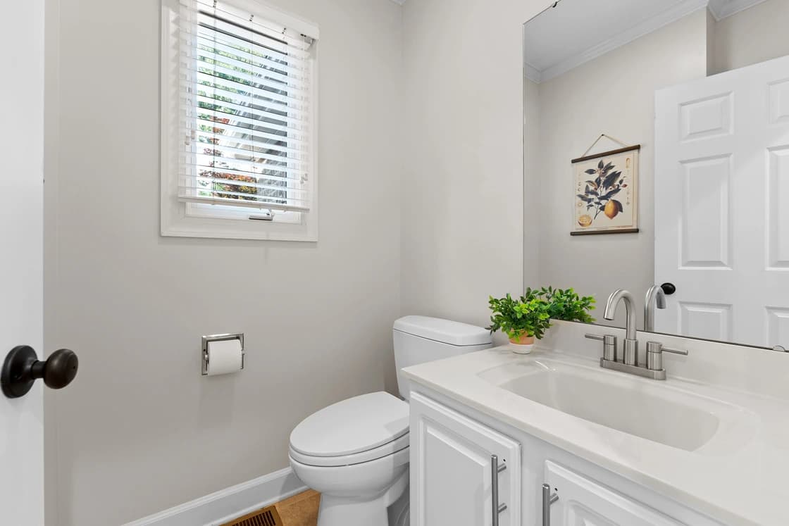 Shoreway Cove - Image 27