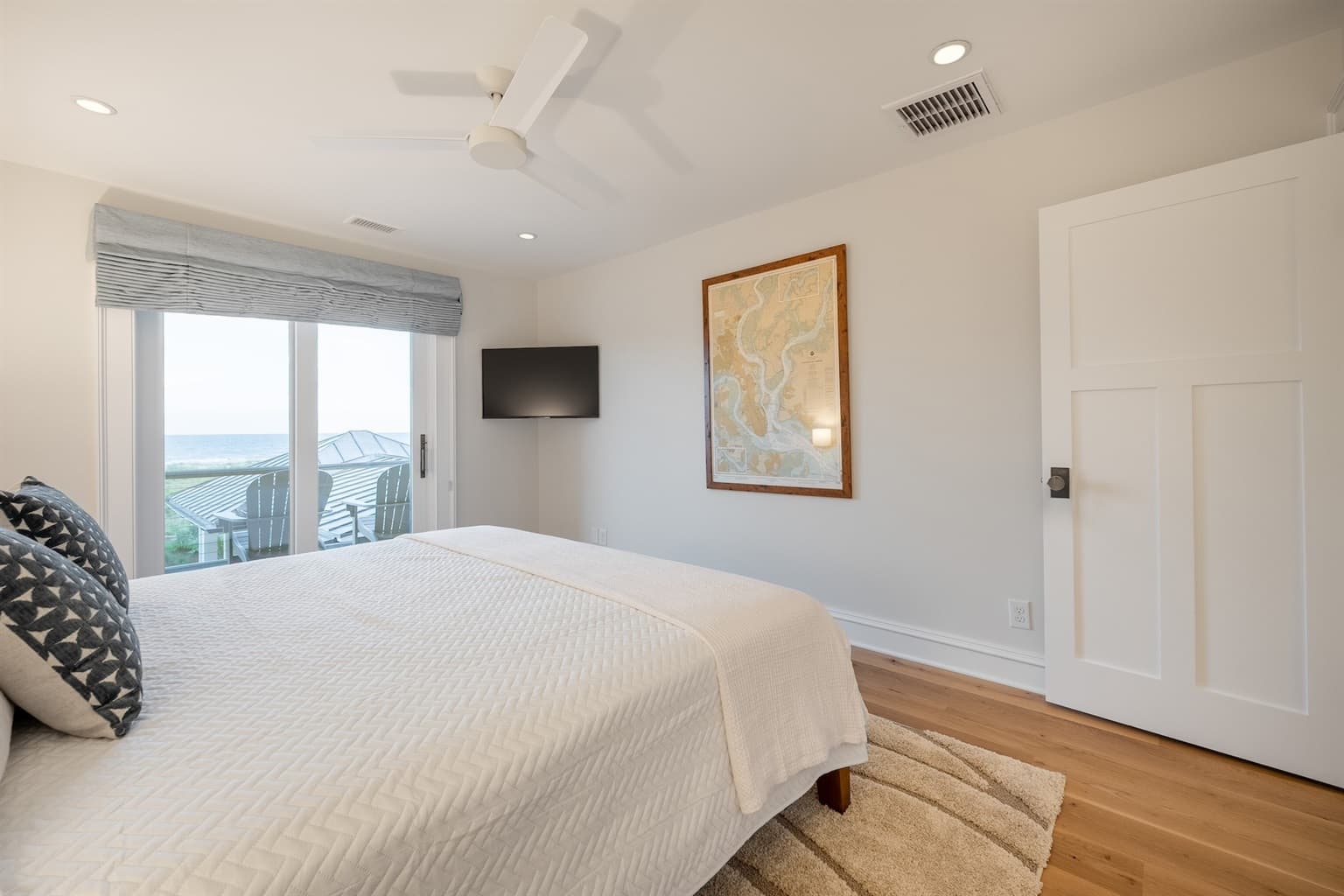 Beach Shelter - Image 28