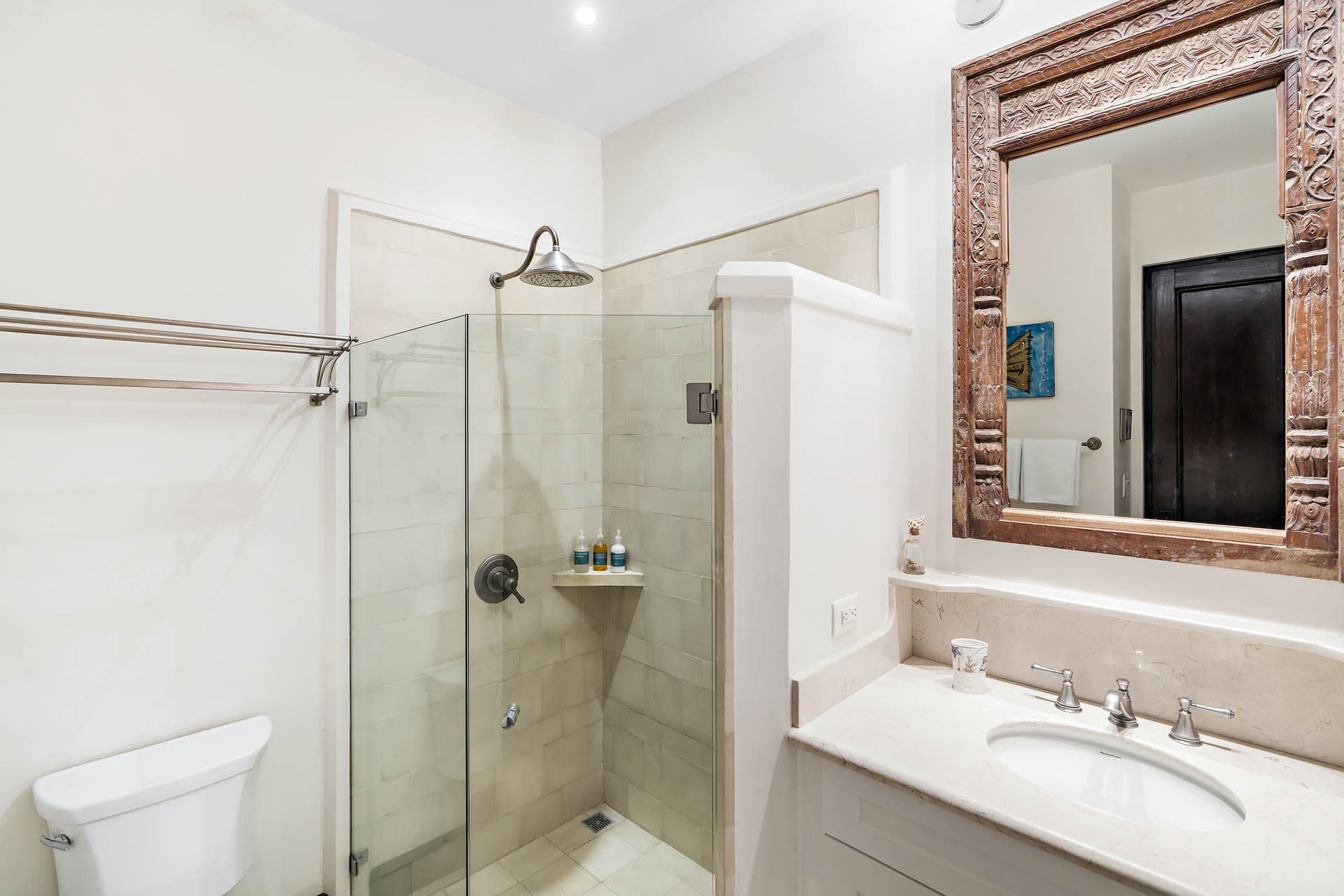 La Antigua 28 - Image 8