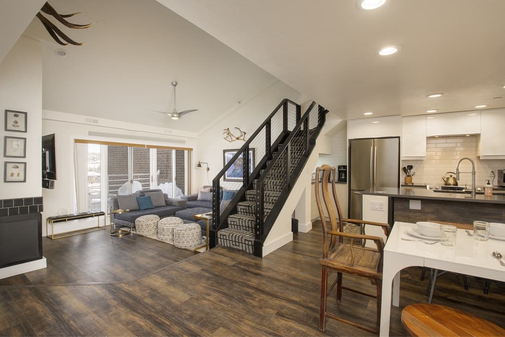 Crestview Place Residence 507 - Image 6