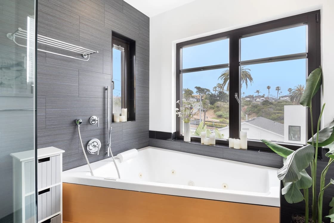 Moonlight Modern - Image 22