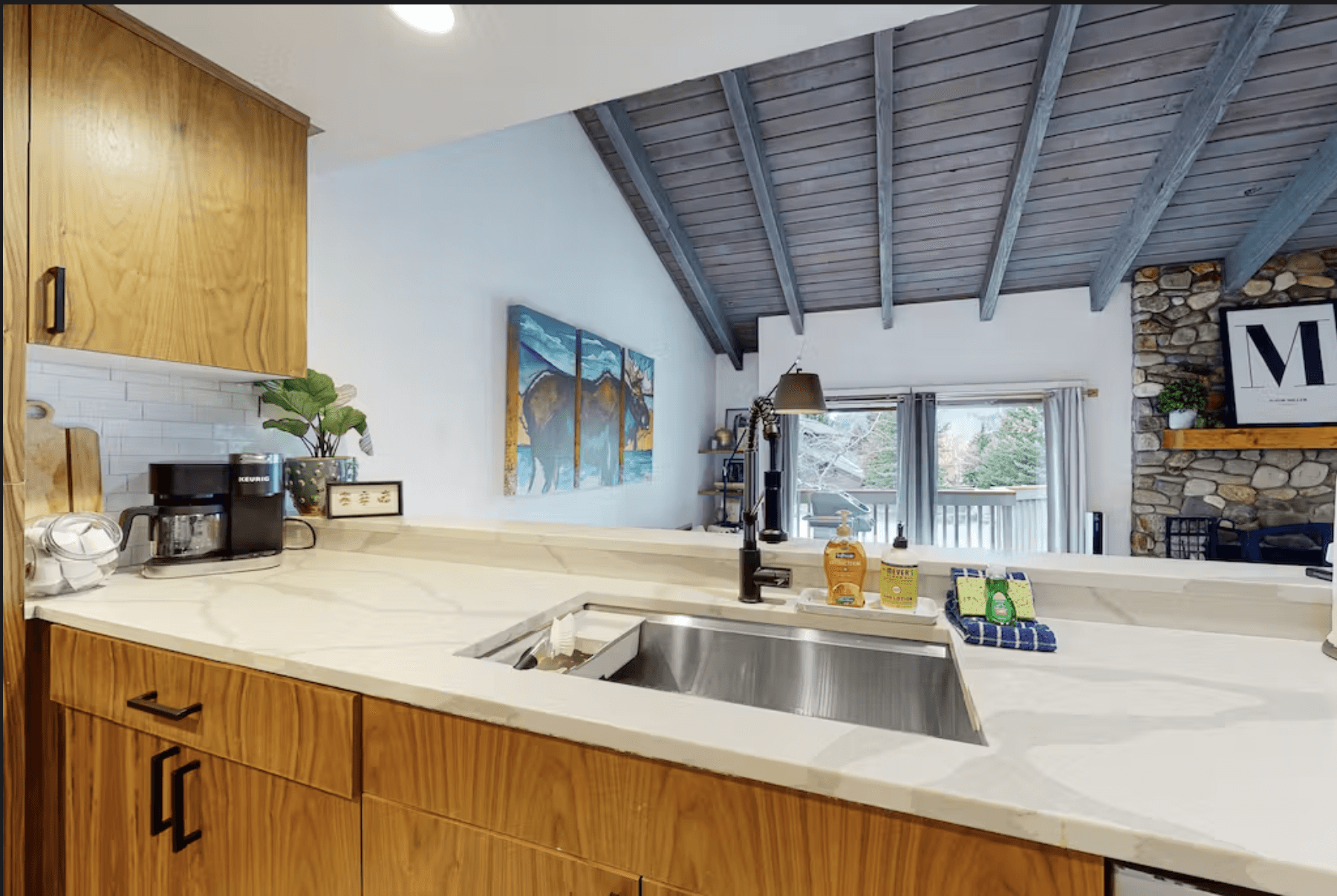 Mountain Modern Escape - Image 8