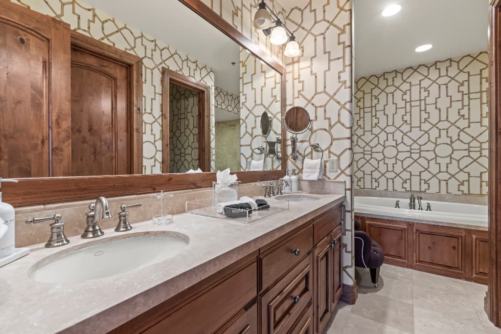 Empire Summit at The Grand Lodge - Image 45