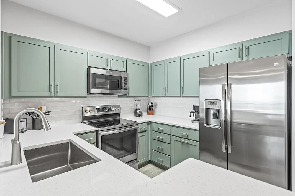 Salt and Shore Escape - Image 6