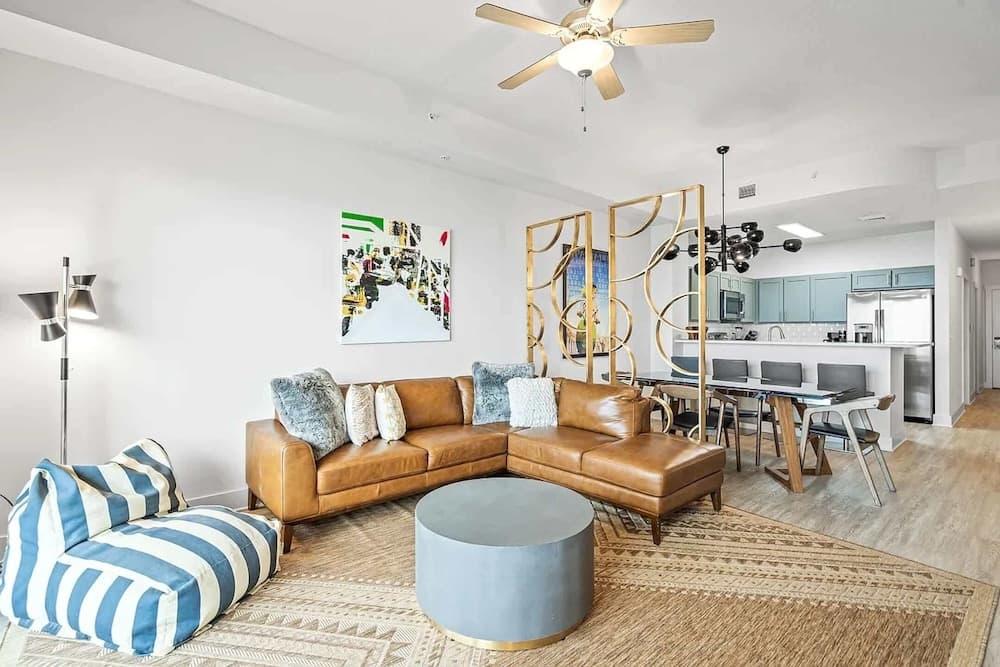 Salt and Shore Escape - Image 2