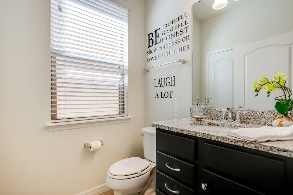 Saltwater Serenity - Image 35