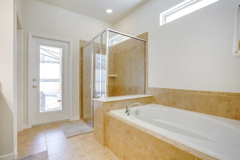 Saltwater Serenity - Image 37