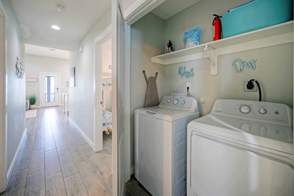 Salty Texan - Image 21