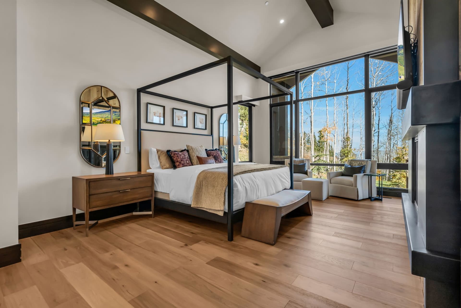 Sanctuary Chalet - Image 11