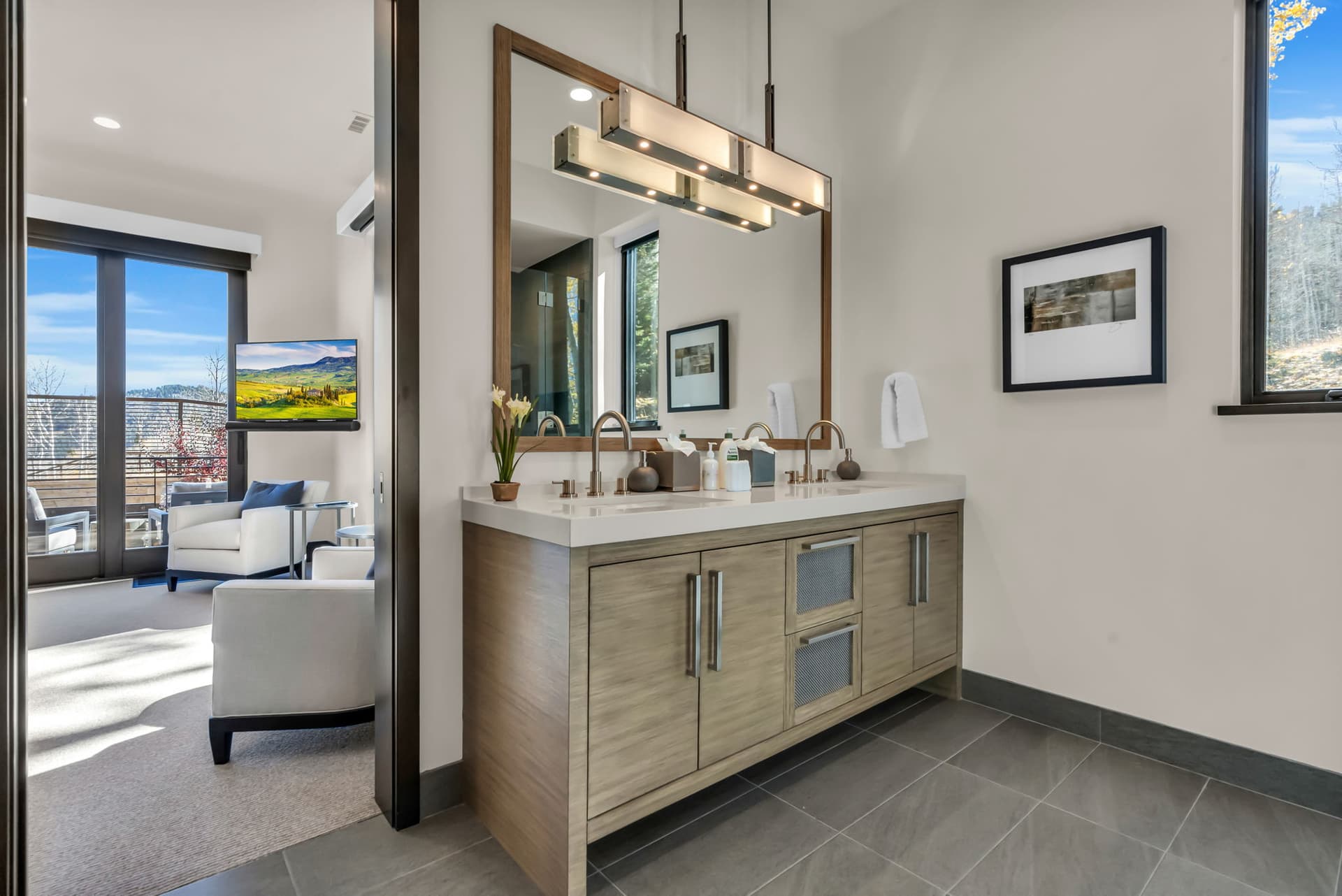 Sanctuary Chalet - Image 33