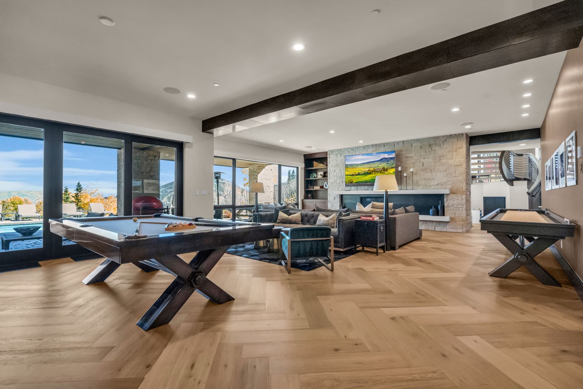 Sanctuary Chalet - Image 36