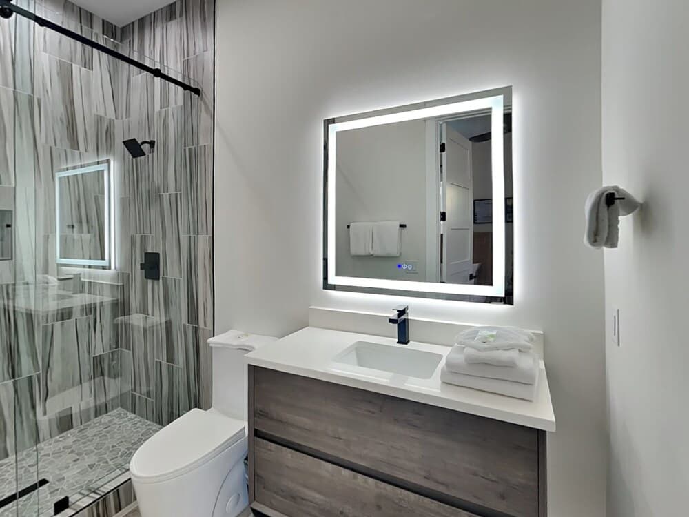 Sandee Feet Retreat - Image 19