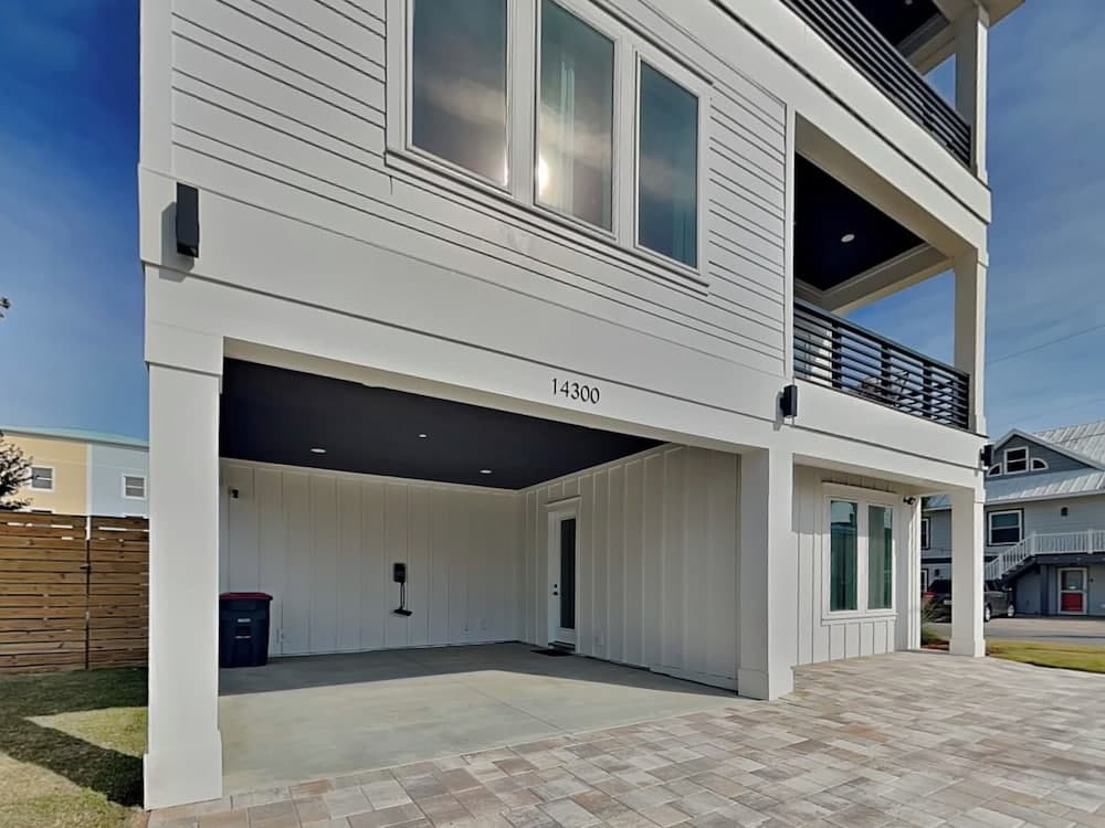 Sandee Feet Retreat - Image 46