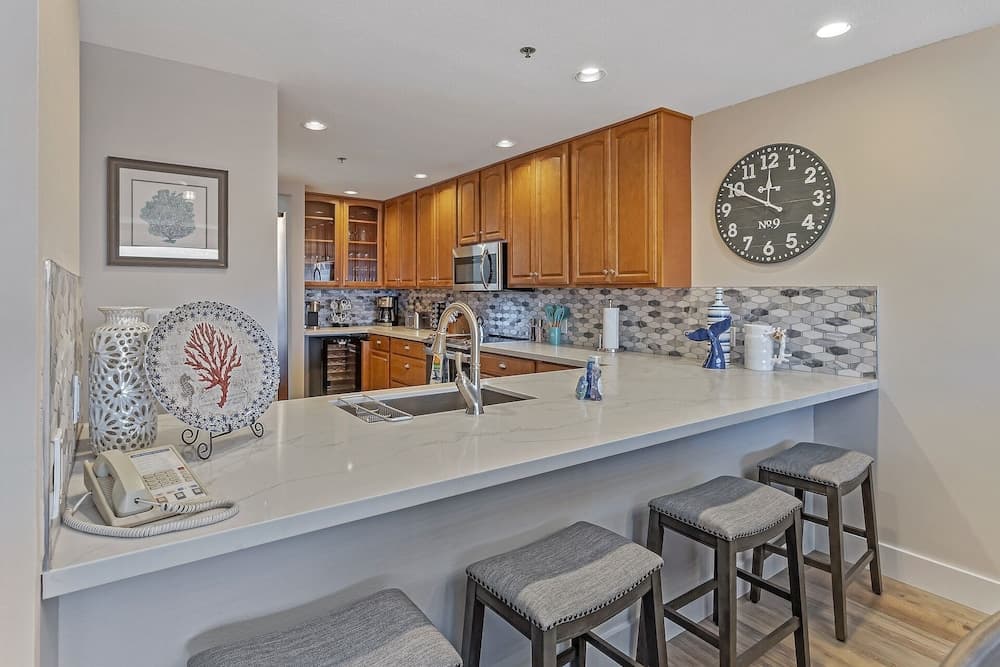 Sands Of Kahana #381 - Image 5