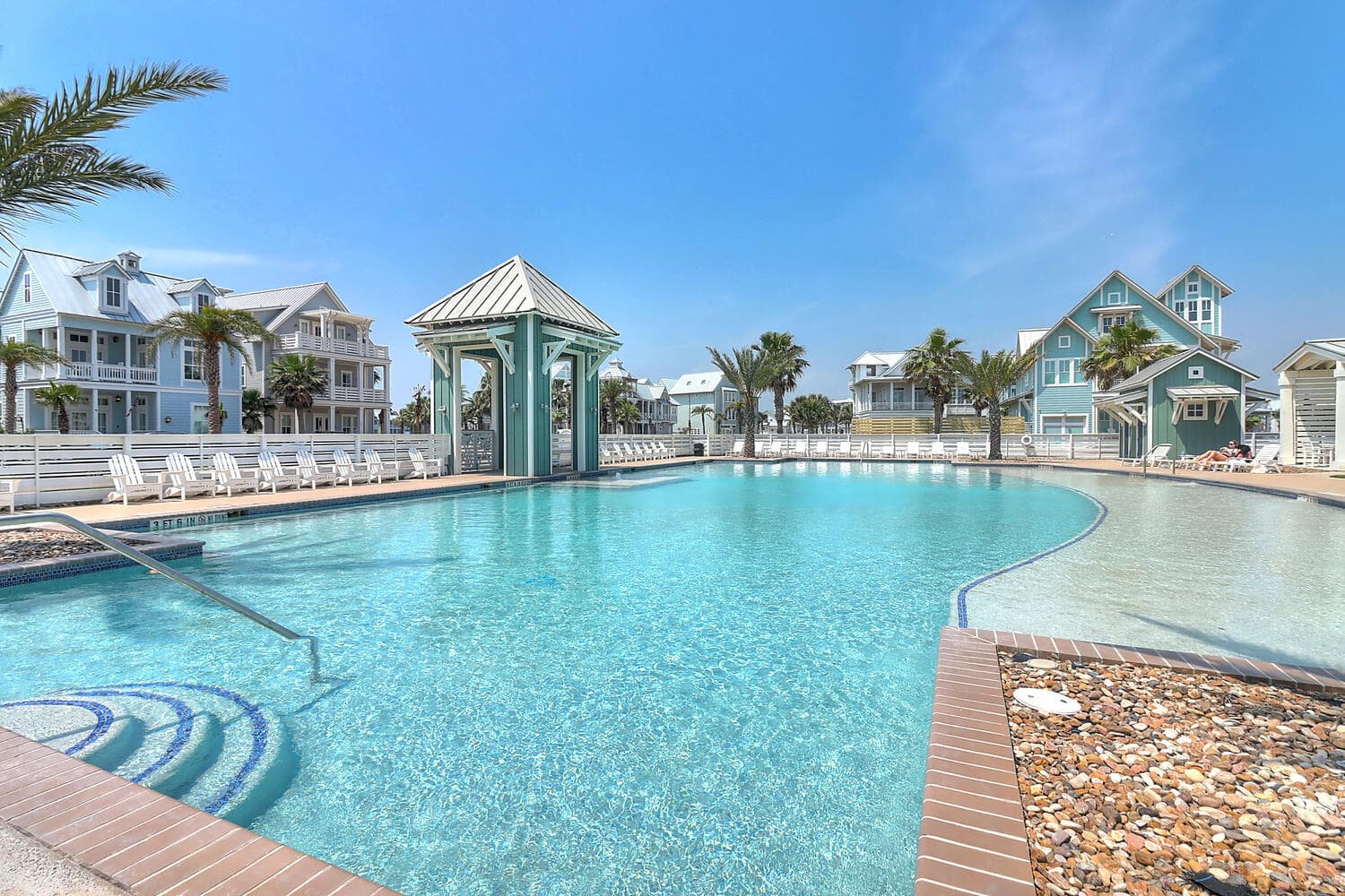 Sandy Bottoms Beach House - Image 3