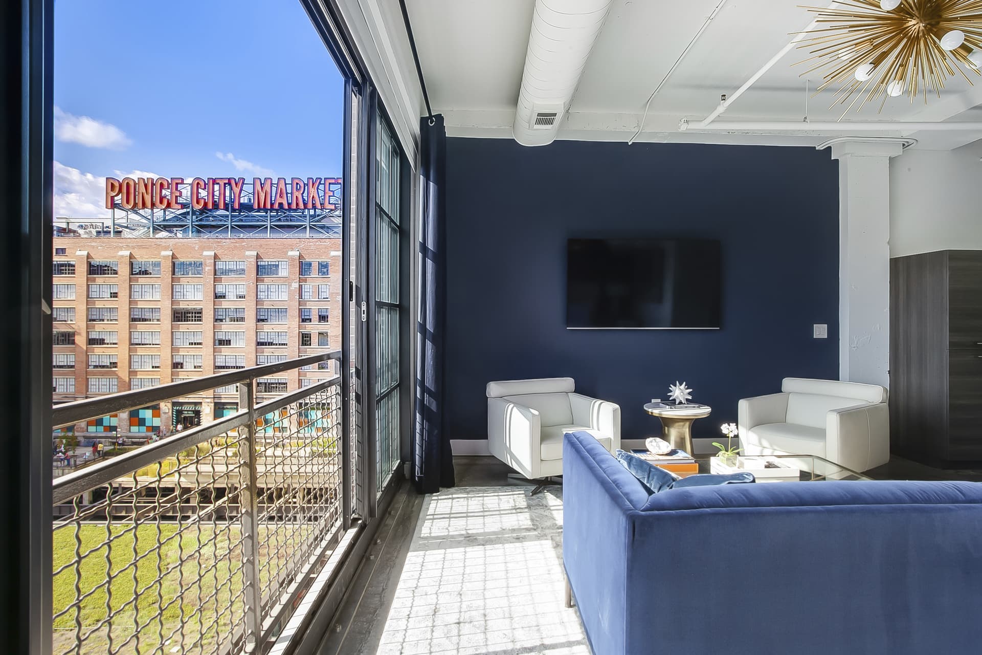 Sapphire Studio - Image 3