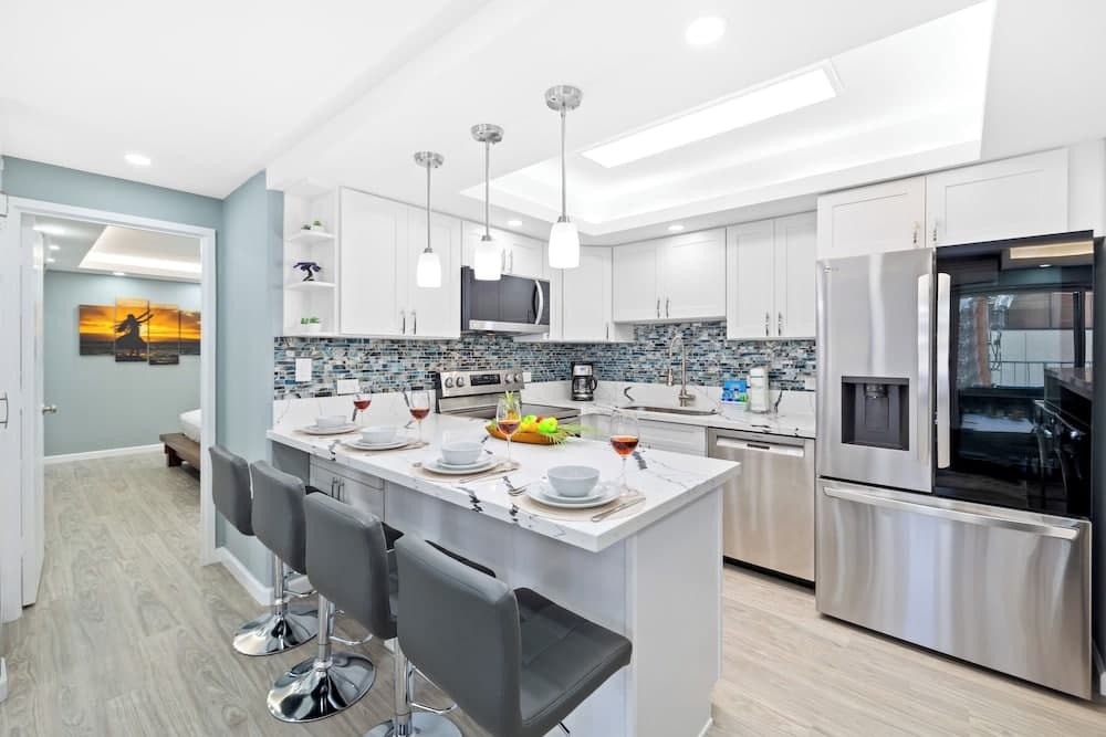 Scandia Tower Condo - Image 5