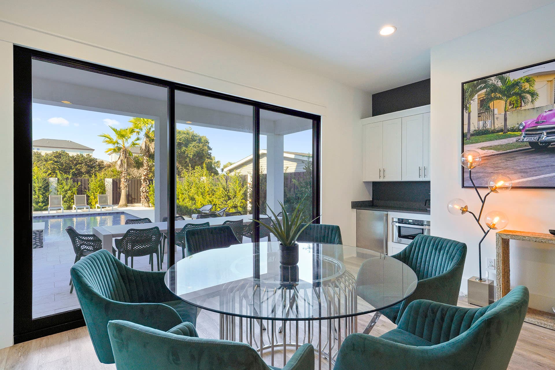 Scarlett's Beach Heaven - Image 6