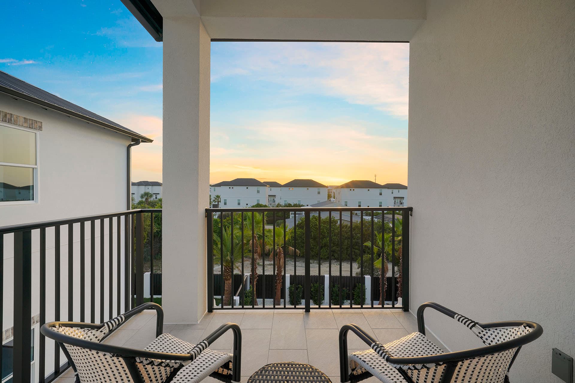 Scarlett's Beach Heaven - Image 52