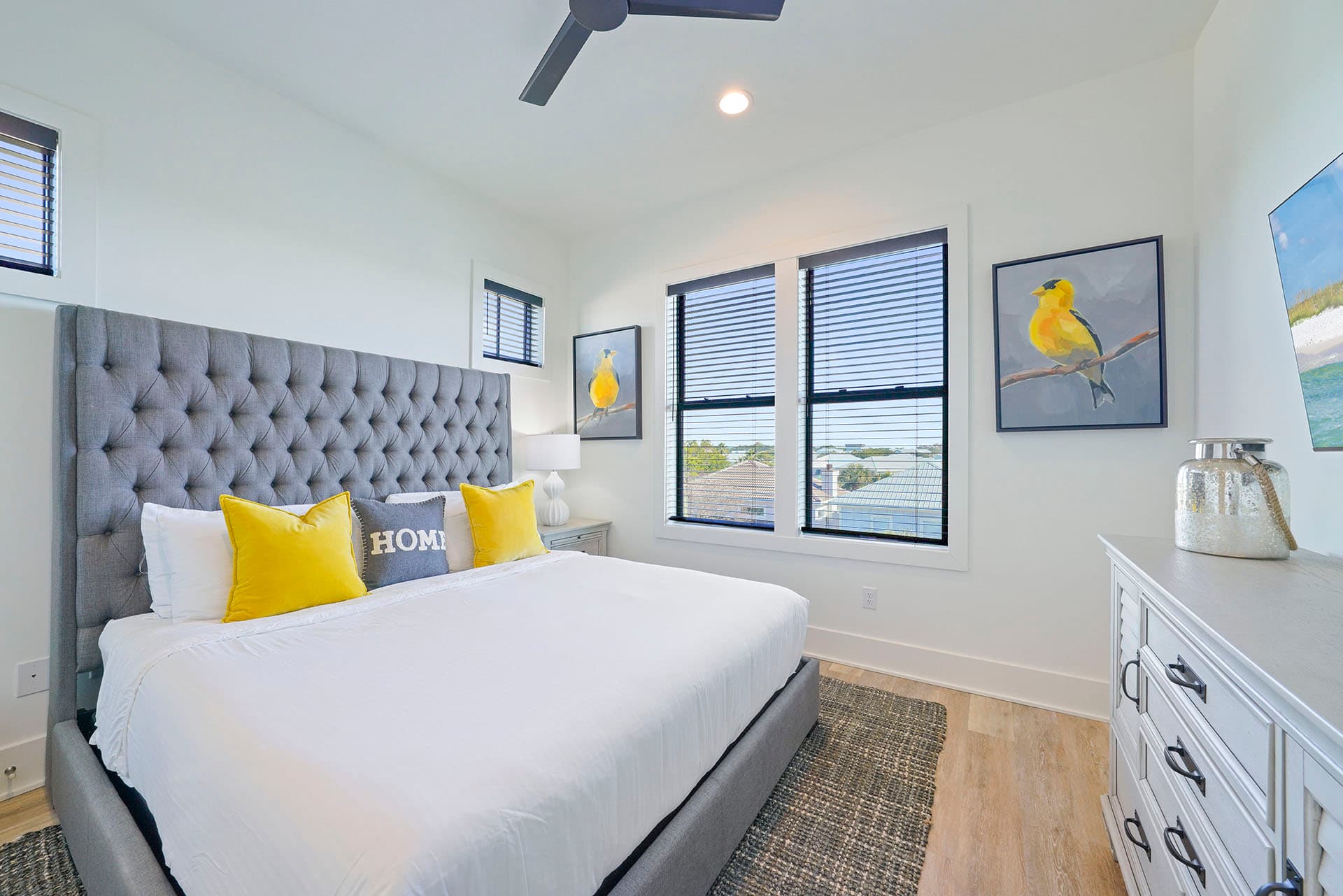 Scarlett's Beach Heaven - Image 30