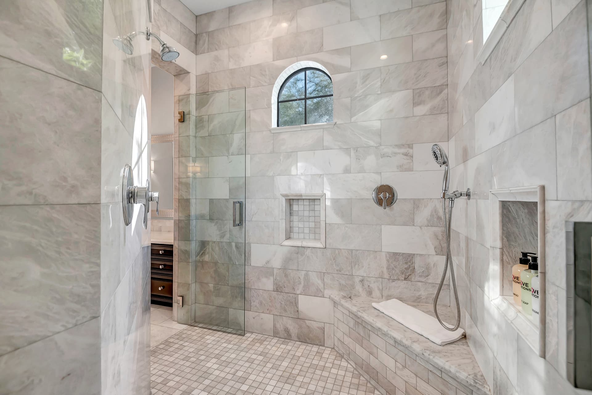 Scottsdale Cholla Mansion - Image 25