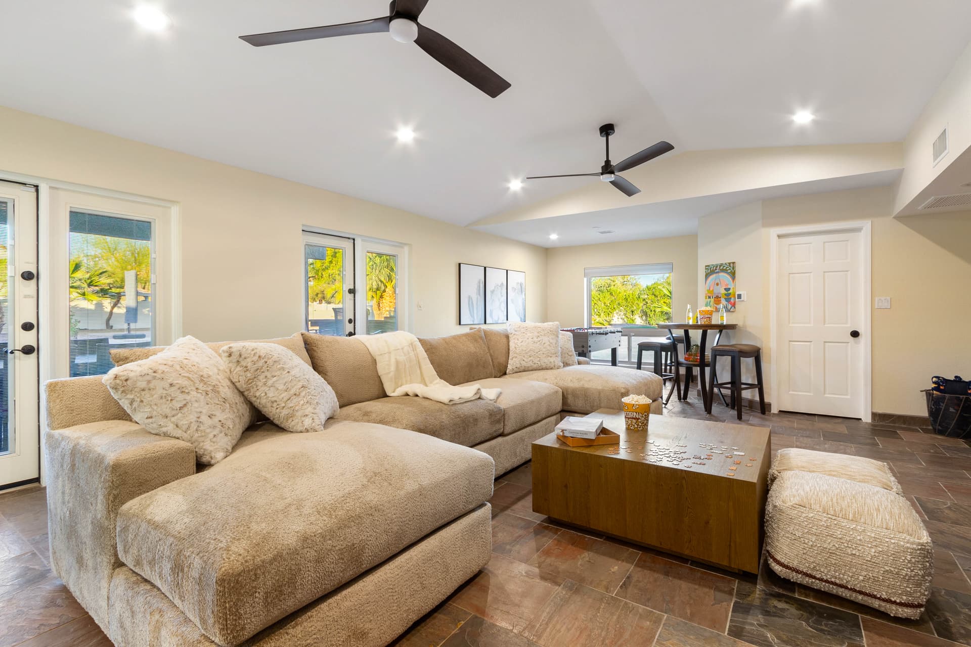 Desert Palm Oasis - Image 25