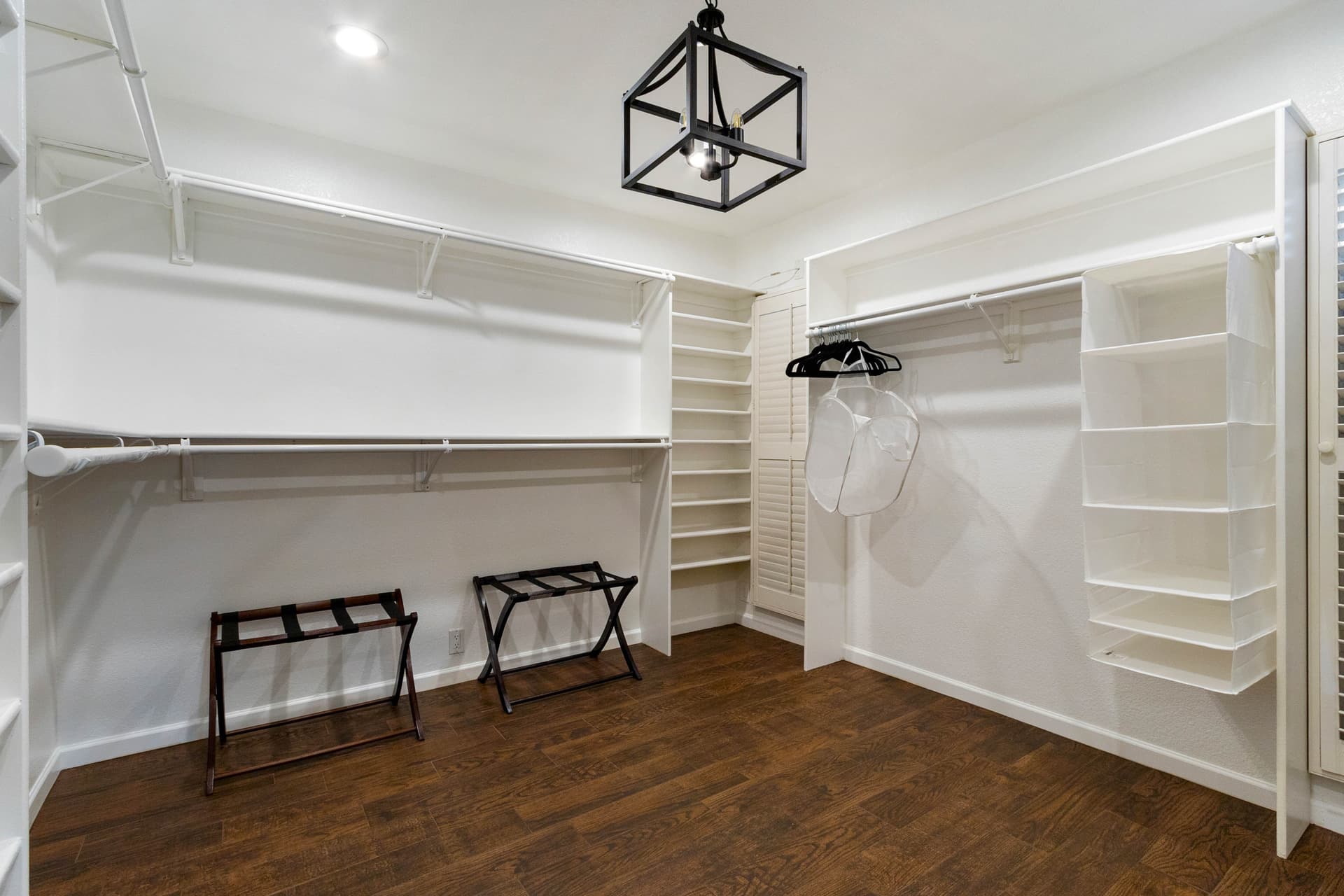 Desert Palm Oasis - Image 33