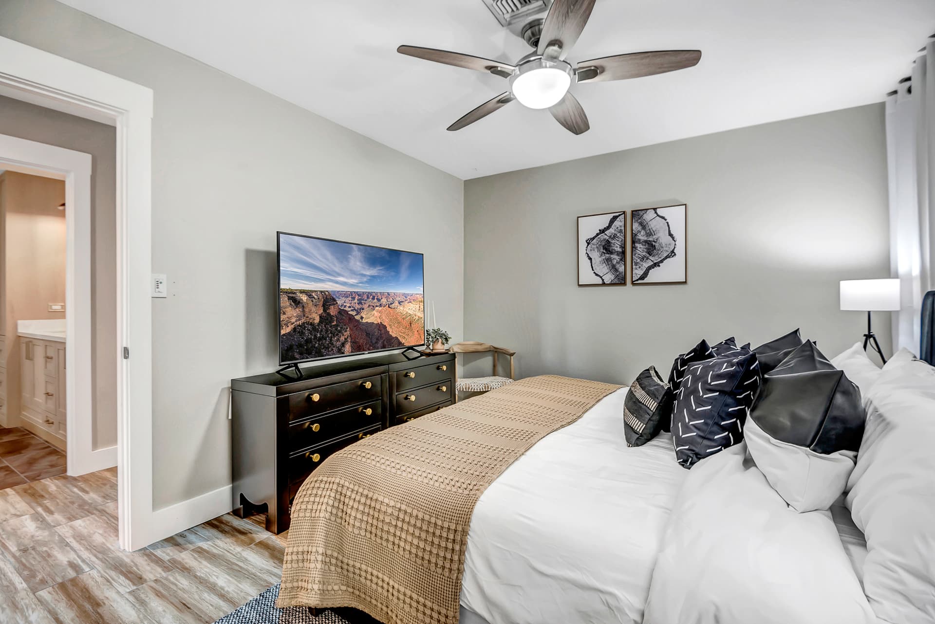 Scottsdale Oasis at Monte Cristo - Image 16