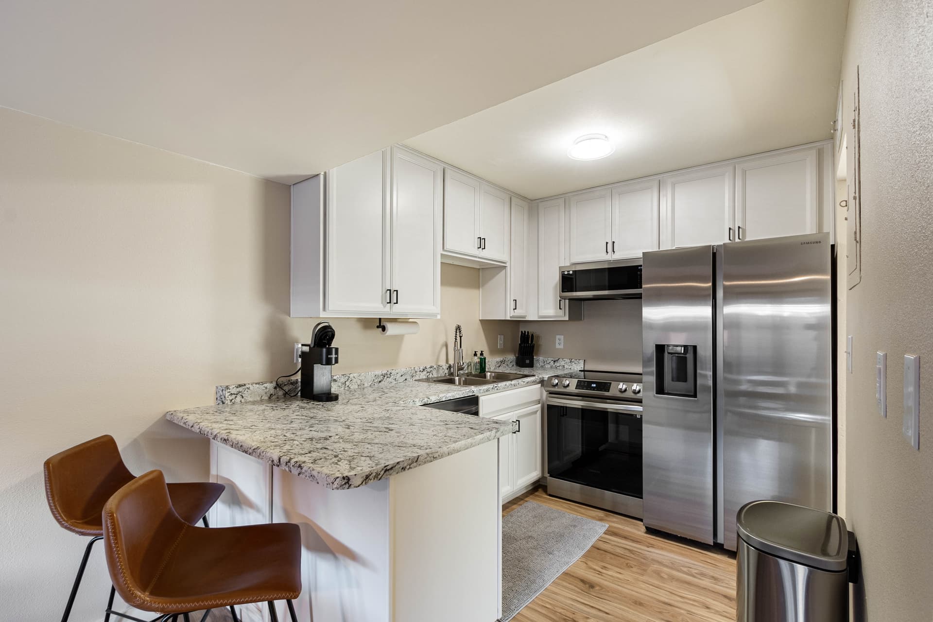 Old Town Charm - Image 9