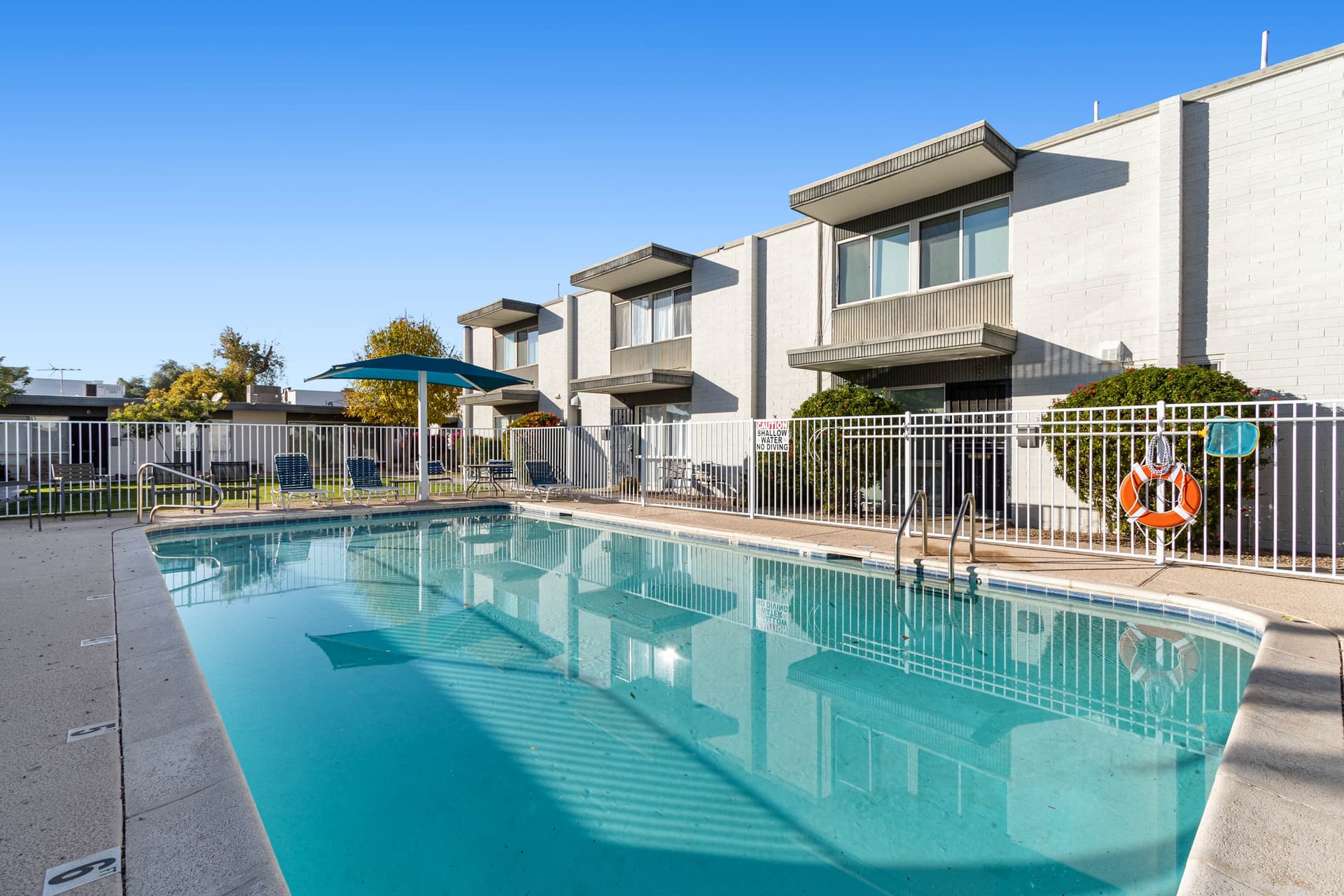 Old Town Charm - Image 3