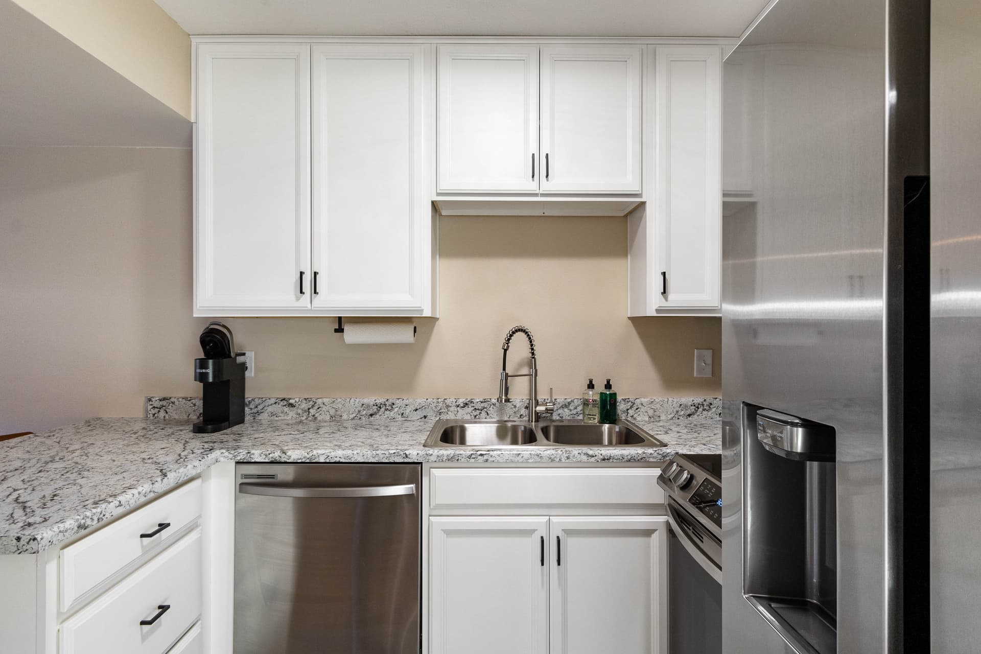 Old Town Charm - Image 9